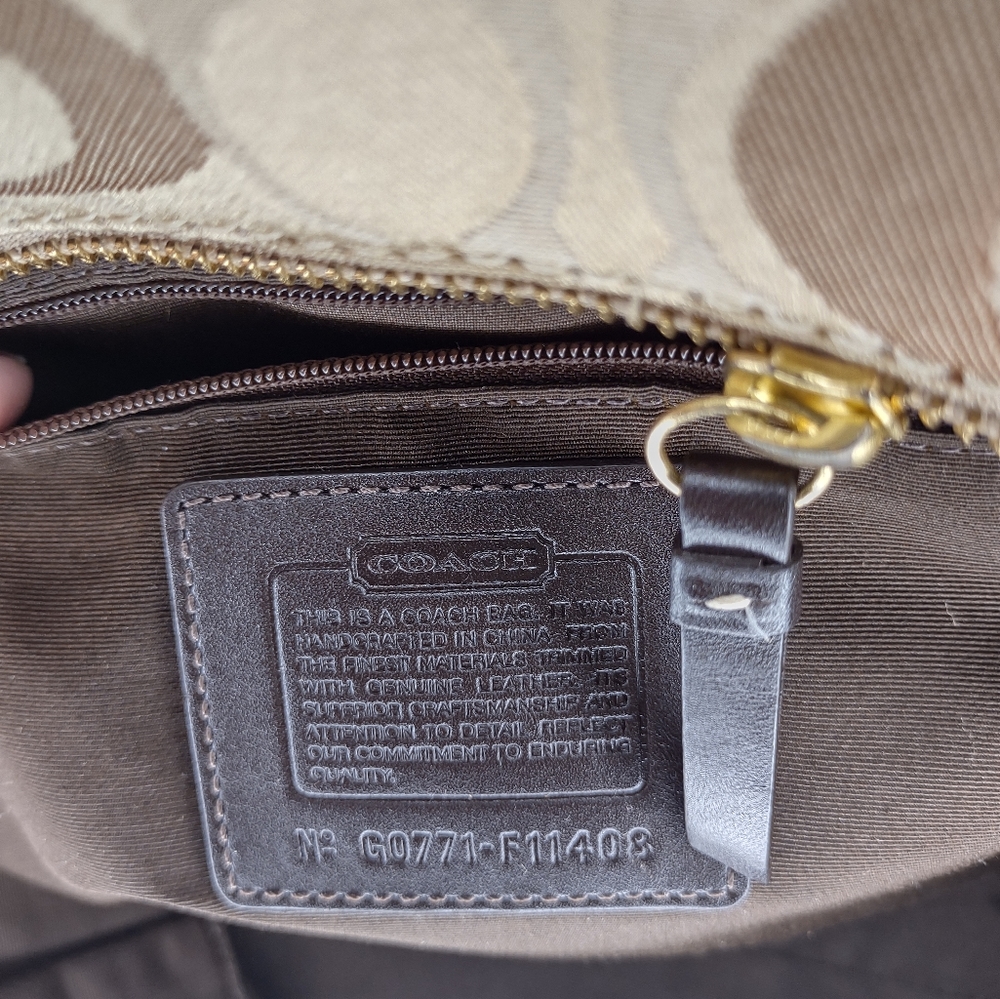 Golden Coach patchwork handbag. - Picture 8 of 8